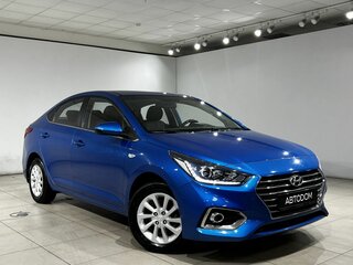 2017 Hyundai Solaris II, синий, 1525000 рублей, вид 3