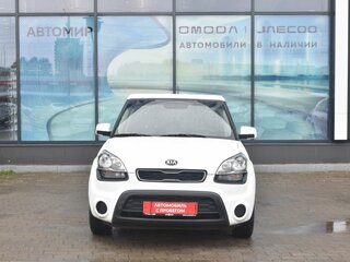 2013 Kia Soul I Рестайлинг, белый, 720000 рублей, вид 2