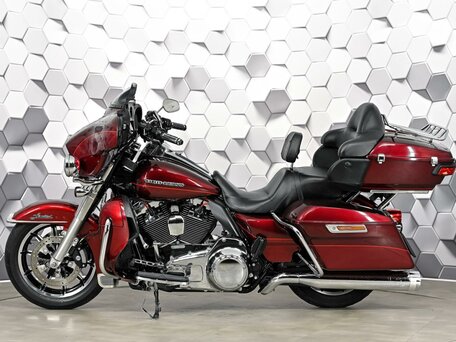 2016 Harley-Davidson Ultra Limited, красный, 1499000 рублей, вид 4