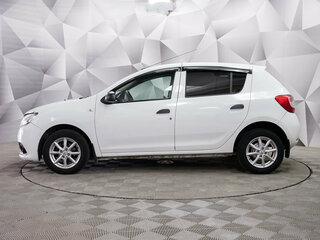 2015 Renault Sandero II, белый, 595000 рублей, вид 2