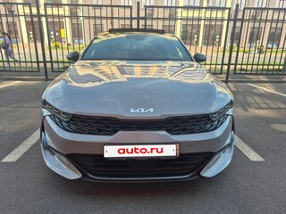 2021 Kia K5 III, серый, 2600000 рублей, вид 1