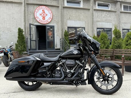 2022 Harley-Davidson Street Glide, чёрный, 2600000 рублей, вид 1