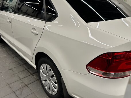 2013 Volkswagen Polo V, белый, 680000 рублей, вид 5