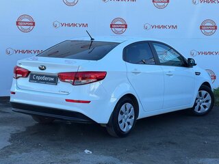 2016 Kia Rio III Рестайлинг, белый, 1199000 рублей, вид 5