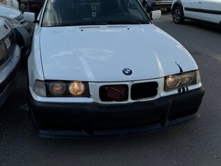1992 BMW 3 серии M50 320i III (E36), белый, 1200000 рублей, вид 1