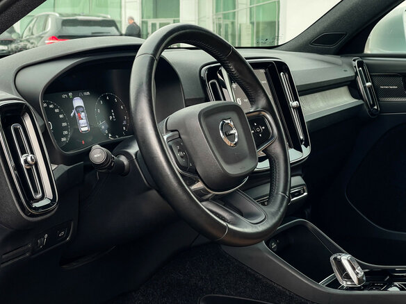 2021 Volvo XC40 I, серый, 3397000 рублей - вид 12