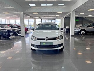 2013 Volkswagen Polo V, белый, 690000 рублей, вид 3