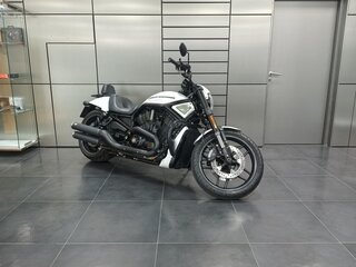 2016 Harley-Davidson V-Rod, белый, 1680000 рублей, вид 1