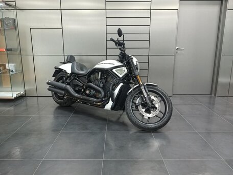 2016 Harley-Davidson V-Rod, белый, 1730000 рублей, вид 1