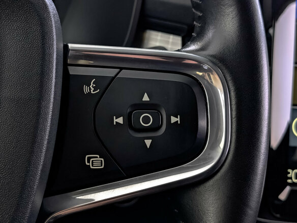 2018 Volvo XC40 I, серый - вид 26
