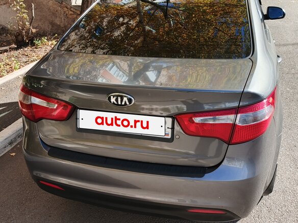 2014 Kia Rio III, серый, 890000 рублей - вид 3