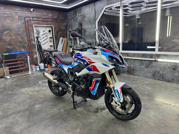 2021 BMW S 1000 XR, белый, 1899000 рублей - вид 5