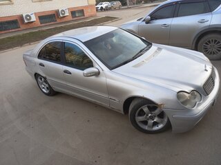 2001 Mercedes-Benz C-Класс 240 II (W203), серый, 260000 рублей, вид 3