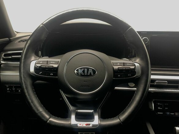 2021 Kia K5 III, чёрный, 2401000 рублей - вид 21