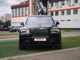 2021 Rolls-Royce Cullinan Black Badge I (Series I), чёрный, 35000000 рублей, вид 3