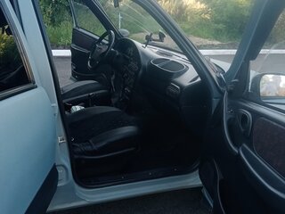 2006 Chevrolet Niva I, серый, 515000 рублей, вид 5