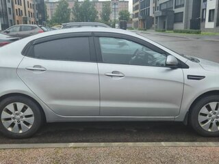 2012 Kia Rio 5-speed III, серебристый, 600000 рублей, вид 4