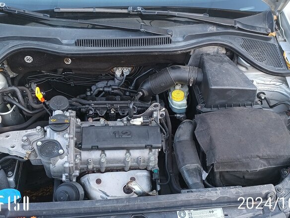 2010 Volkswagen Polo V, серебристый, 360000 рублей - вид 16