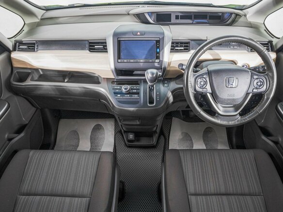 2017 Honda Freed II, жёлтый, 1639000 рублей - вид 8