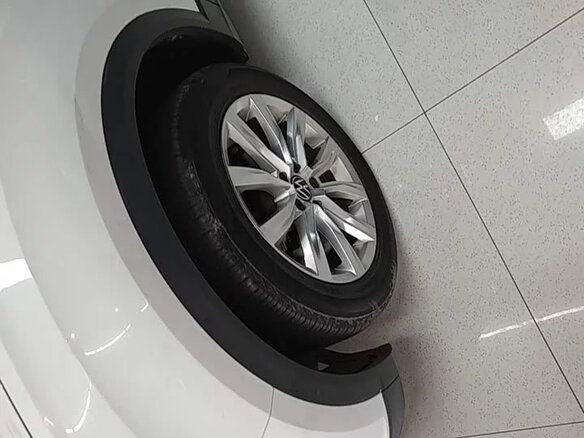 2023 Volkswagen T-Roc I (China Market), белый, 1220000 рублей - вид 18