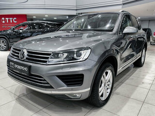 2016 Volkswagen Touareg II Рестайлинг, серый, 2399000 рублей, вид 1