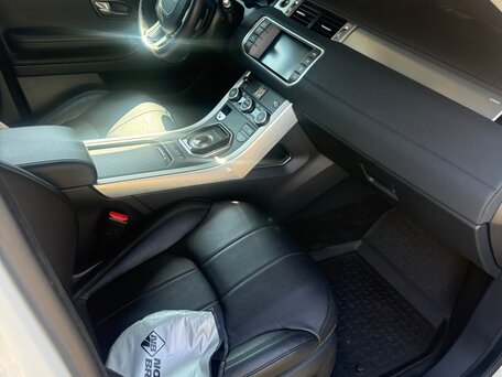 2018 Land Rover Range Rover Evoque I Рестайлинг, белый, 3200000 рублей, вид 4