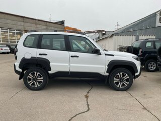 2026 Lada (ВАЗ) Niva Travel I Рестайлинг, белый, 1717000 рублей, вид 2