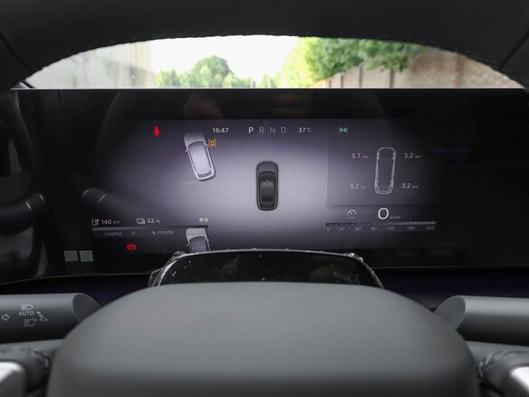 2026 Audi E7X, серебристый, 7399900 рублей - вид 34
