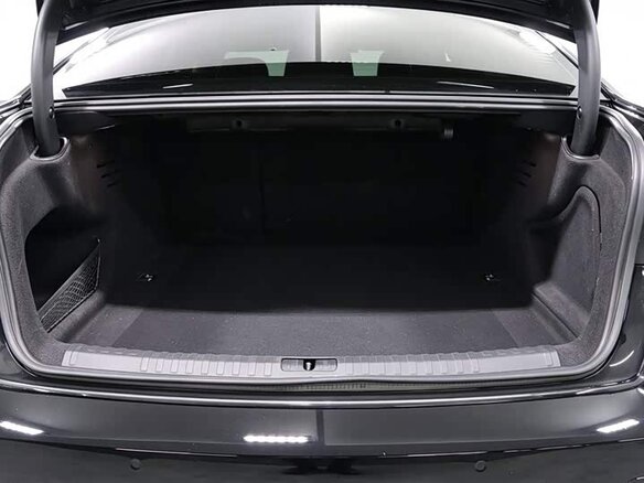 2023 Audi A6 40 TFSI Long V (C8) Рестайлинг, чёрный, 4950000 рублей - вид 1