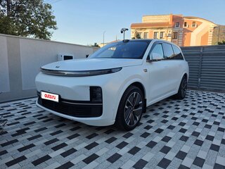 2025 Li Auto (Lixiang) L9 52.3 kWh I Рестайлинг, белый, 8700000 рублей, вид 1