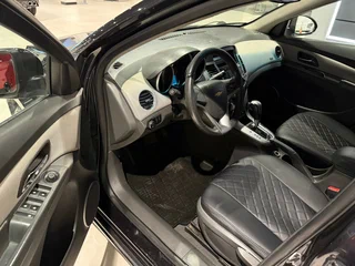 2010 Chevrolet Cruze I, чёрный, 599000 рублей, вид 5