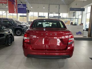 2026 Lada (ВАЗ) Granta I Рестайлинг, красный, 1088000 рублей, вид 5