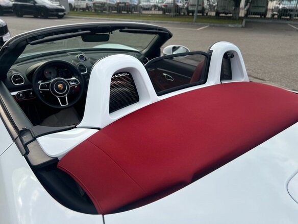 2022 Porsche Boxster S IV 718 (982), белый, 9809000 рублей - вид 14