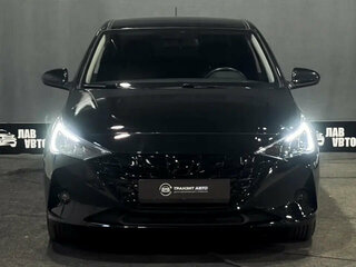 2022 Hyundai Solaris II Рестайлинг, чёрный, 1780000 рублей, вид 2