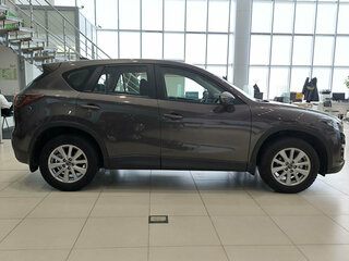 2017 Mazda CX-5 I Рестайлинг, коричневый, 2050000 рублей, вид 4