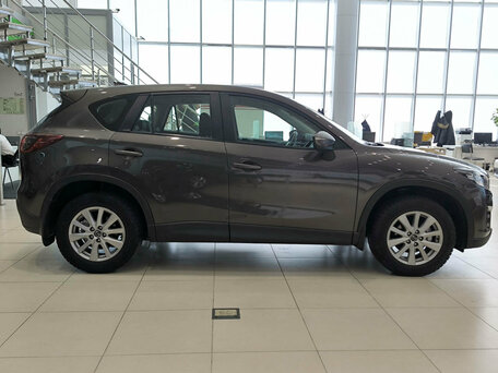 2017 Mazda CX-5 I Рестайлинг, коричневый, 2005000 рублей, вид 4