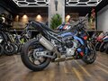 2026 BMW M 1000 R, чёрный, 3590000 рублей - вид 2