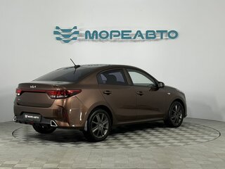 2022 Kia Rio IV Рестайлинг, коричневый, 1049000 рублей, вид 5