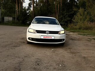 2013 Volkswagen Jetta VI, белый, 1000070 рублей, вид 1