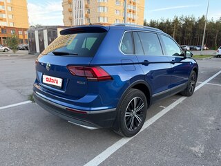 2018 Volkswagen Tiguan II, синий, 2590000 рублей, вид 4
