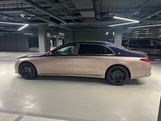 2023 Mercedes-Benz Maybach S-Класс 680 II (Z223), красный, 45000000 рублей, вид 5