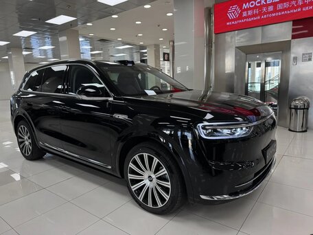 2025 Aito M7 53.4 kWh II, чёрный, 9400000 рублей, вид 3