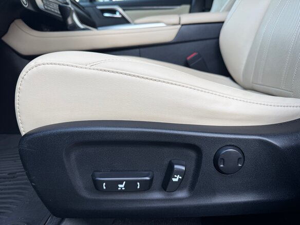 2021 Lexus RX 300 IV Рестайлинг, коричневый, 4350000 рублей - вид 14