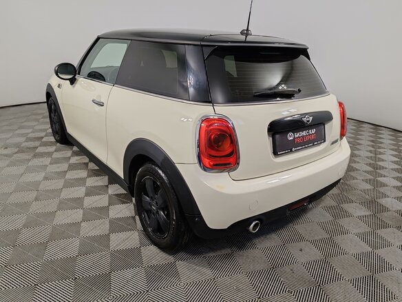 2016 Mini Hatch Cooper III (F55/F56), белый, 1499000 рублей - вид 6