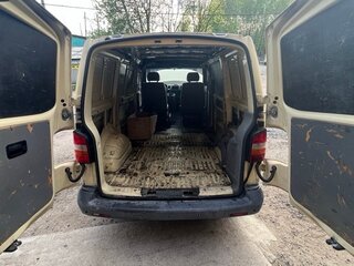 2004 Volkswagen Transporter T5, бежевый, 410000 рублей, вид 4