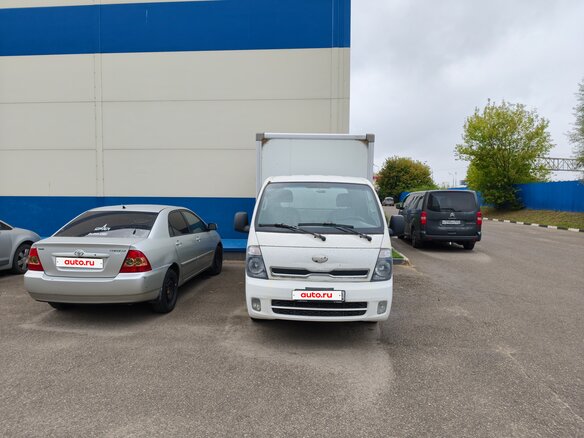 2013 Kia Bongo, белый, 850000 рублей - вид 1