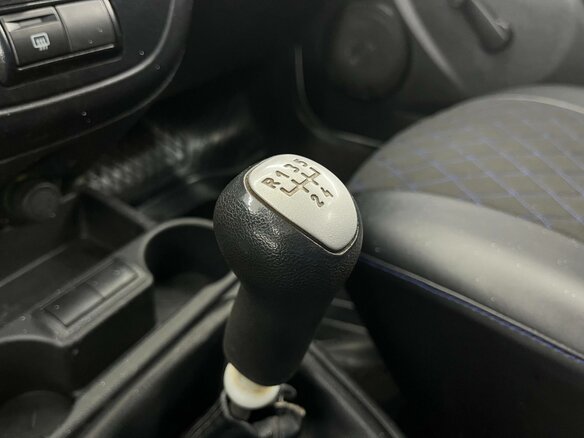 2013 Lada (ВАЗ) Granta I, белый, 160505 рублей - вид 11