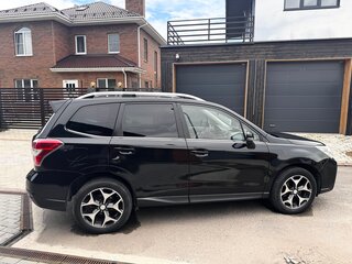 2013 Subaru Forester IV, чёрный, 1700000 рублей, вид 3