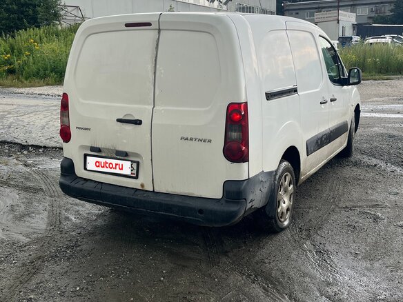 2012 Peugeot Partner II Рестайлинг, белый, 500000 рублей - вид 2