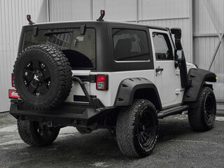 2012 Jeep Wrangler III (JK), белый, 2400000 рублей, вид 5